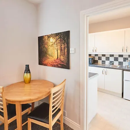 Host & - Seas The Day Saltburn-by-the-Sea